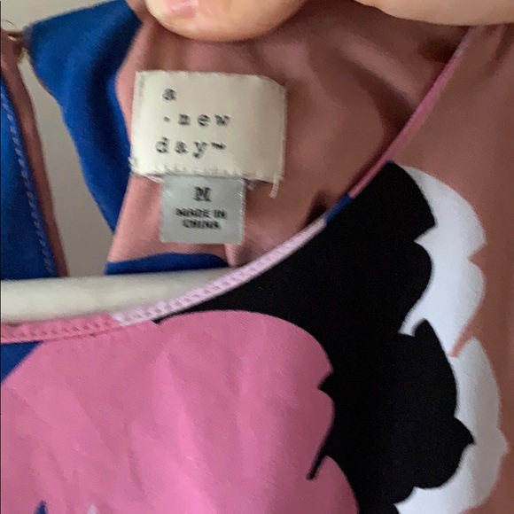 Floral dress - Picture 4 of 8